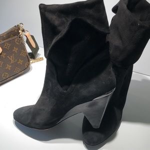 SIGERSON MORISSON Pristine Suede Fold-over Boots.  Vintage. Excellent Condition.